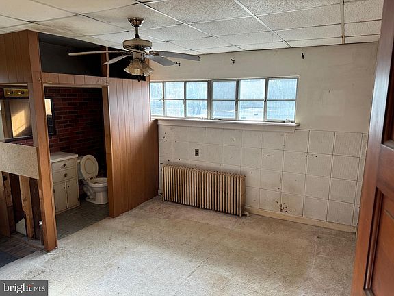 5th image of 1132 E Lehman St