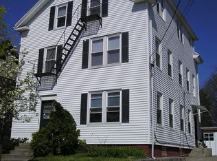 25 Nickerson St, Pawtucket, RI 02860