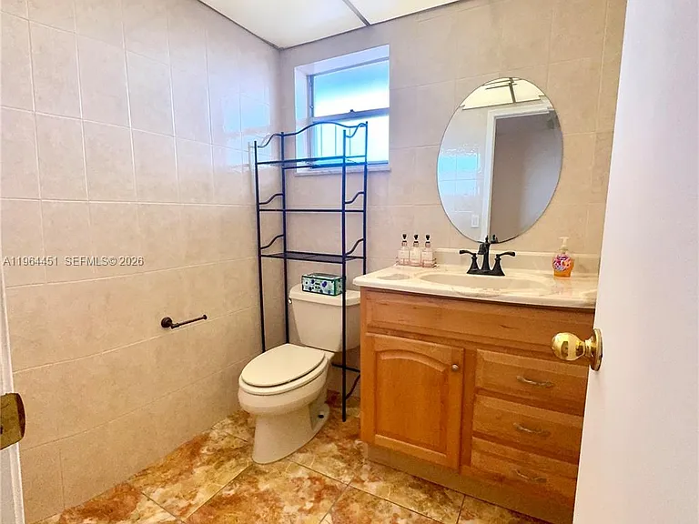 609 NE 14th Ave #706 — Photo 21