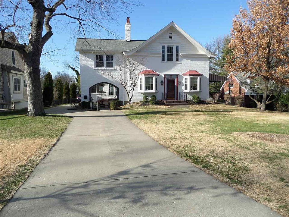 2nd image of 1815 N Fort Thomas Ave