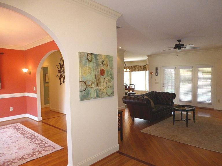 1st image of 2411 A Retriever Ln