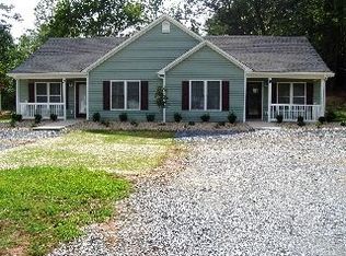 156 Turf Rd APT B, Lynchburg, VA 24501