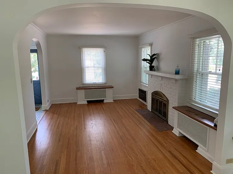 4200 Brookside Ave — Photo 4
