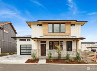 205 Pebblebrook Dr, Lynden, WA