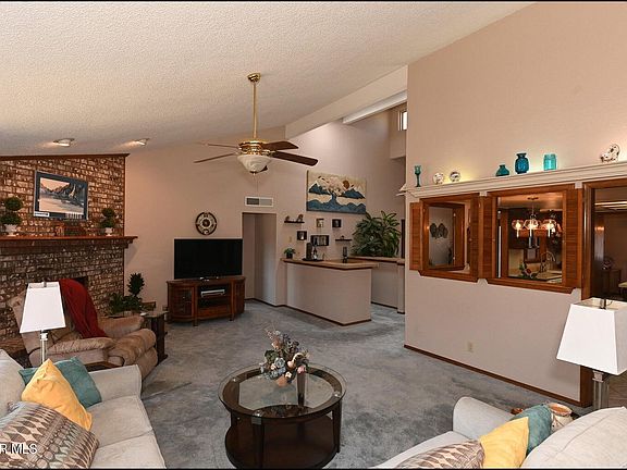 5th image of 1374 Vista Granada Dr