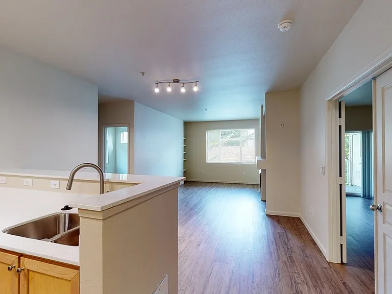 The Hawthorne Apartments — Photo 65
