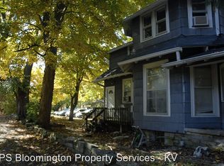 816 1/2 E University St, Bloomington, IN 47401