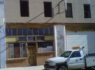 COMMERCIAL IN MIAMI!