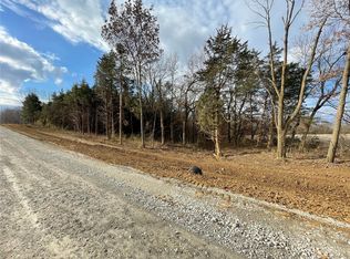 2 Lone Cedar Trl, New London, MO 63459