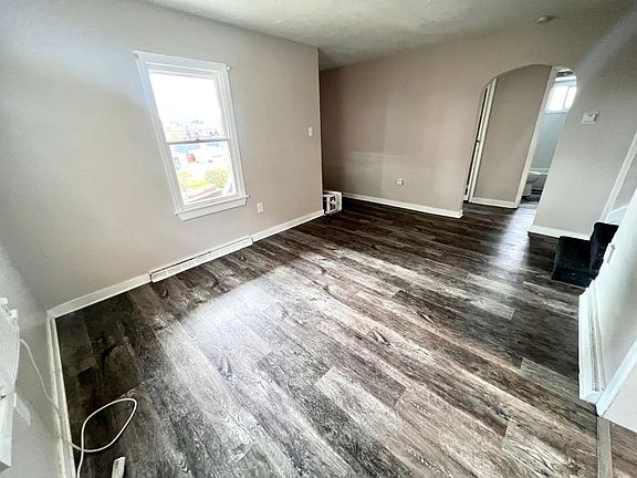 5th image of 1620 Polk St