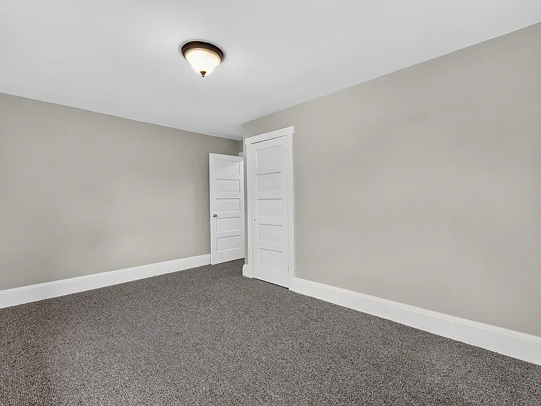 130 Bridge St — Photo 24