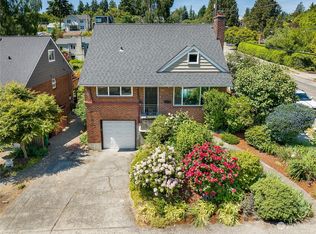 6855 38th Ave NE, Seattle, WA 98115