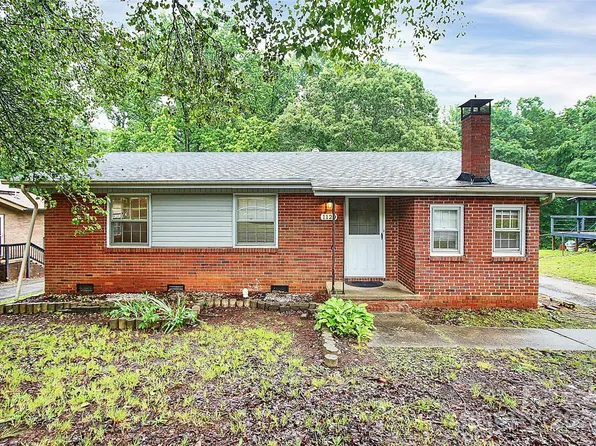 1120 Claremont Rd, Charlotte, NC 28214