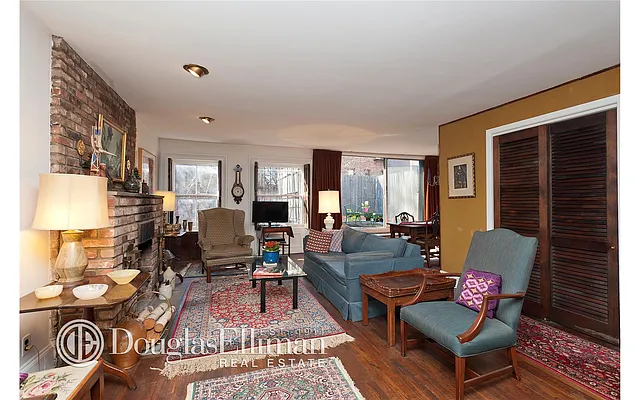 Sold by Douglas Elliman | media 10