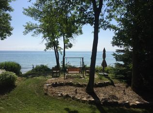 5126 Country Club Beach Rd, Port Washington, WI 53074