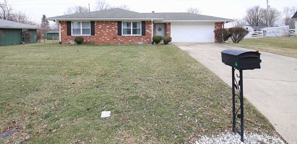 1st image of 3923 Pippin Ln