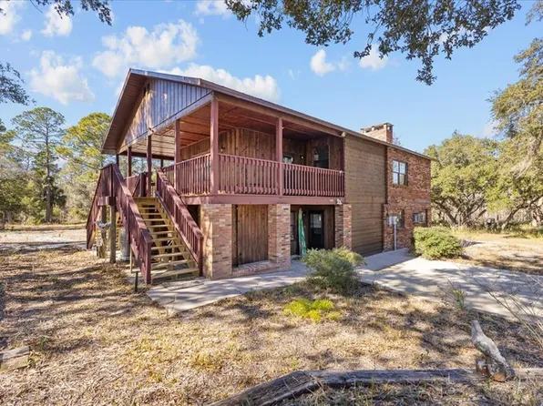 7950 SW 132nd Ter, Cedar Key, FL 32625