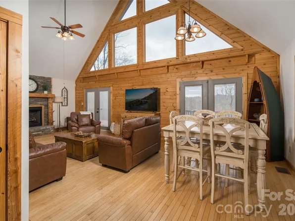 6006 Waterfalls Rd, Lenoir, NC 28645