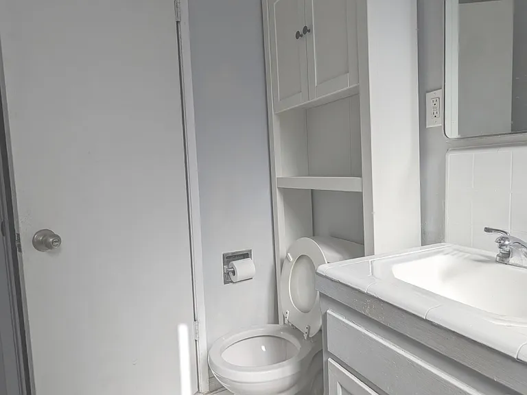 1326 Edgecliffe Dr #1 — Photo 5