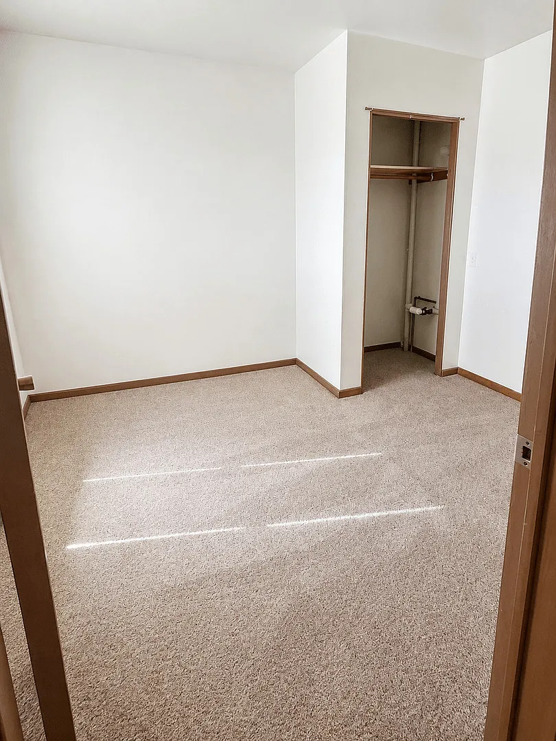 Pearl St Apartments — Photo 4