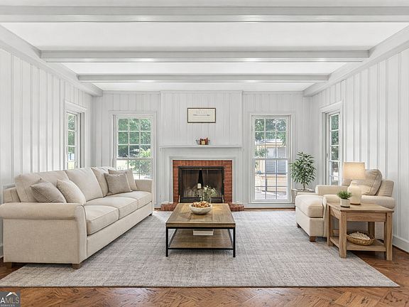 5th image of 420 Ridgecrest Rd