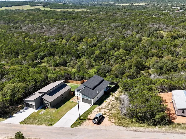 3008 Paluxy Trl, Granbury, TX 76048