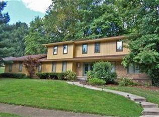 930 Rocky Ridge Rd, Akron, OH 44313