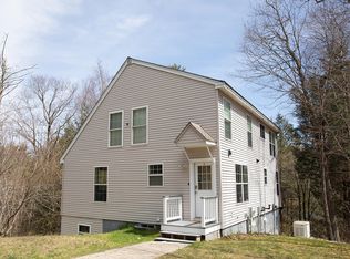 9 Excalibur Rd, Farmington, NH 03835