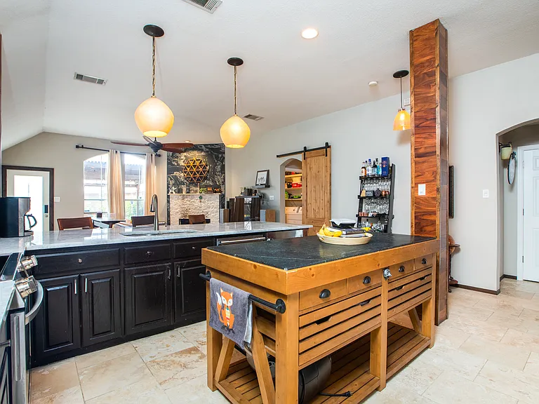 3705 Cottonwood Springs Dr — Photo 6