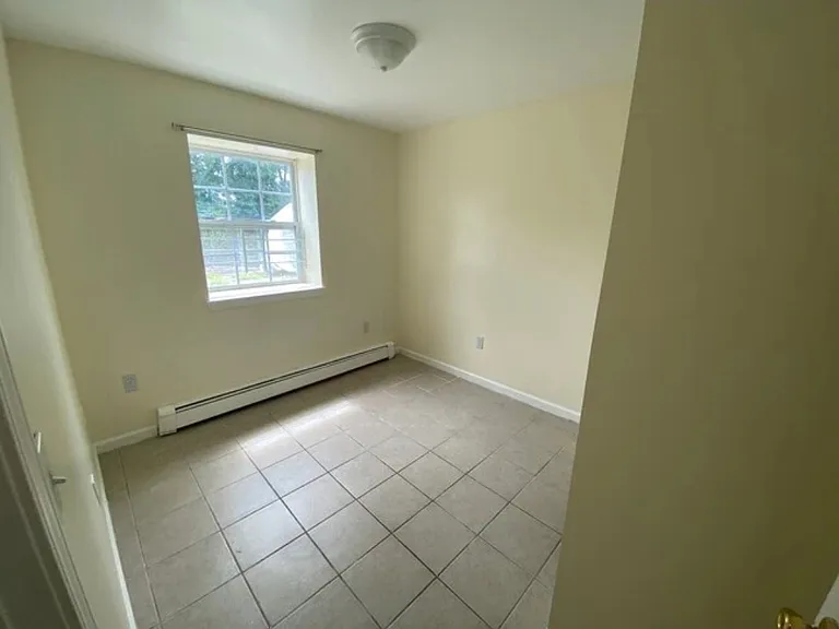 222 Mary Lou Ave — Photo 13