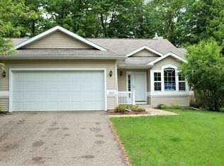 1537 Skylark Ct, Kalamazoo, MI 49009