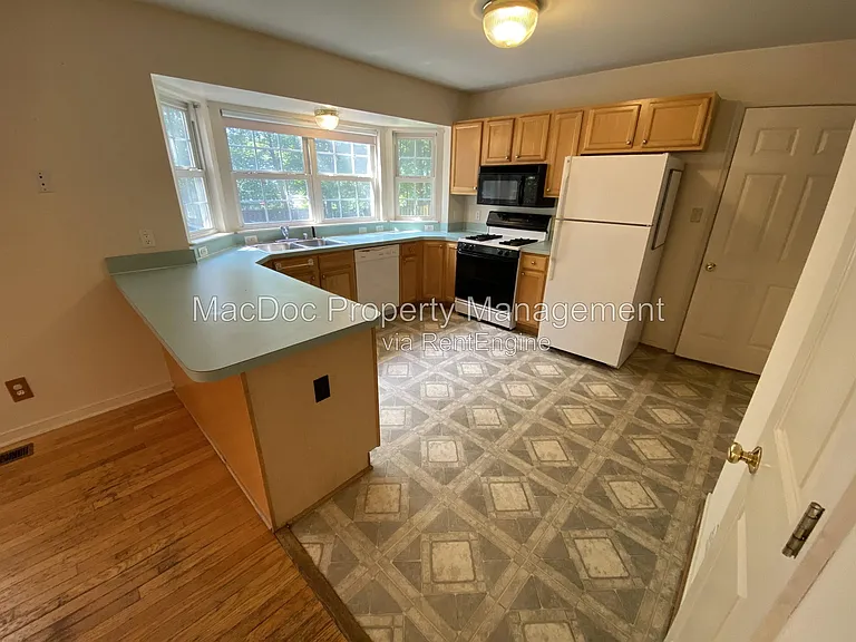 9 Brown Cir — Photo 12