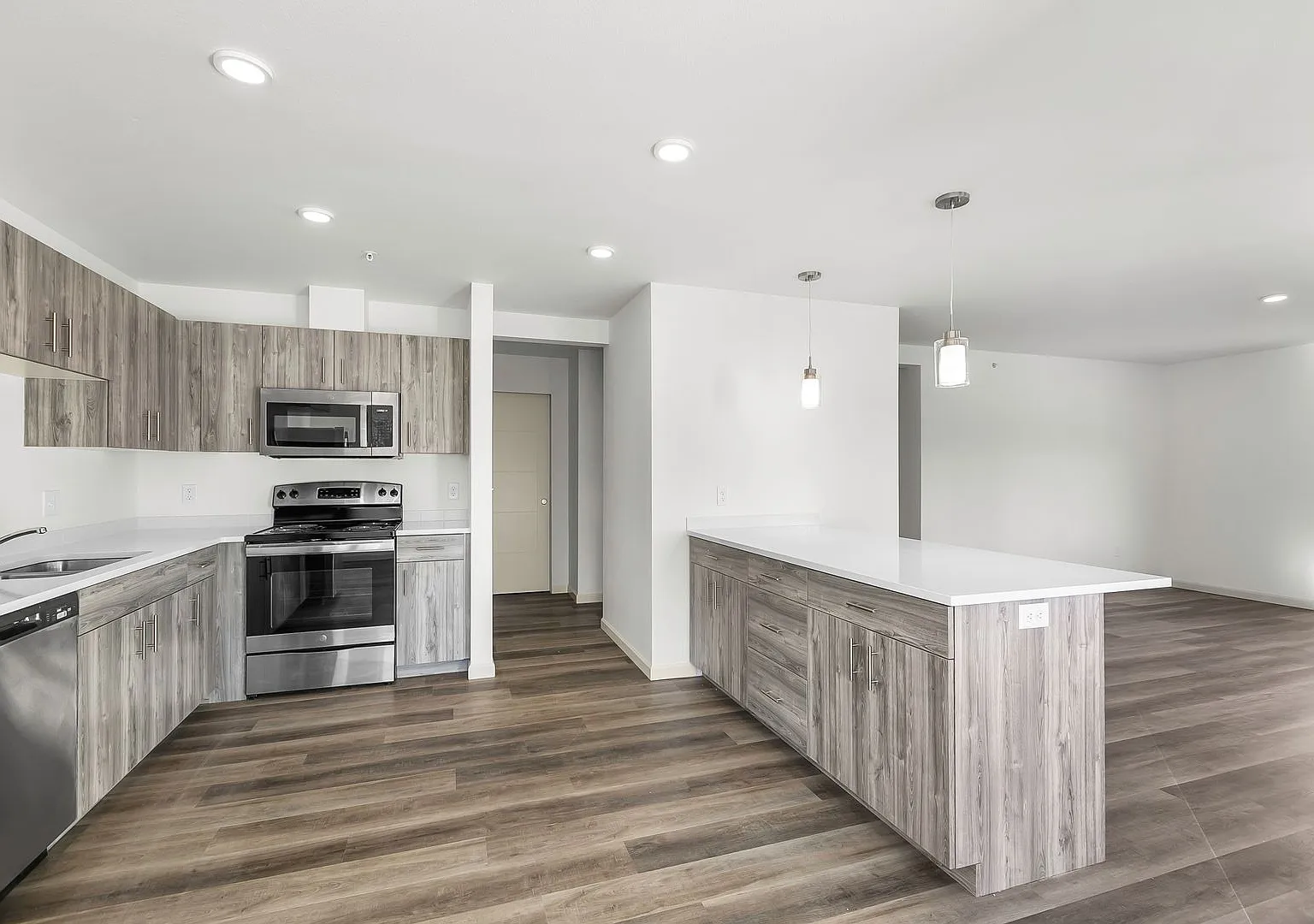 Oxbow Flats 3 Bedroom Apartment — Photo 4