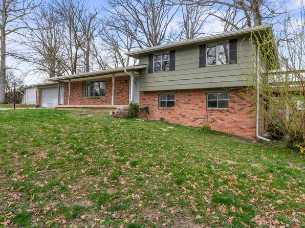 4308 W Burton Dr, Muncie, IN 47304