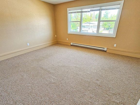 3rd image of 10507 102nd Ave #5