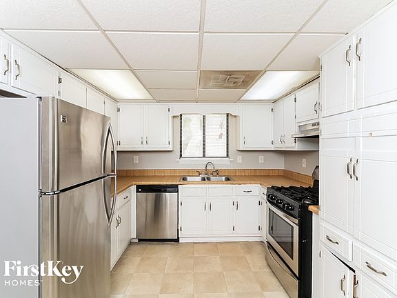 4th image of 6800 Fairways Dr