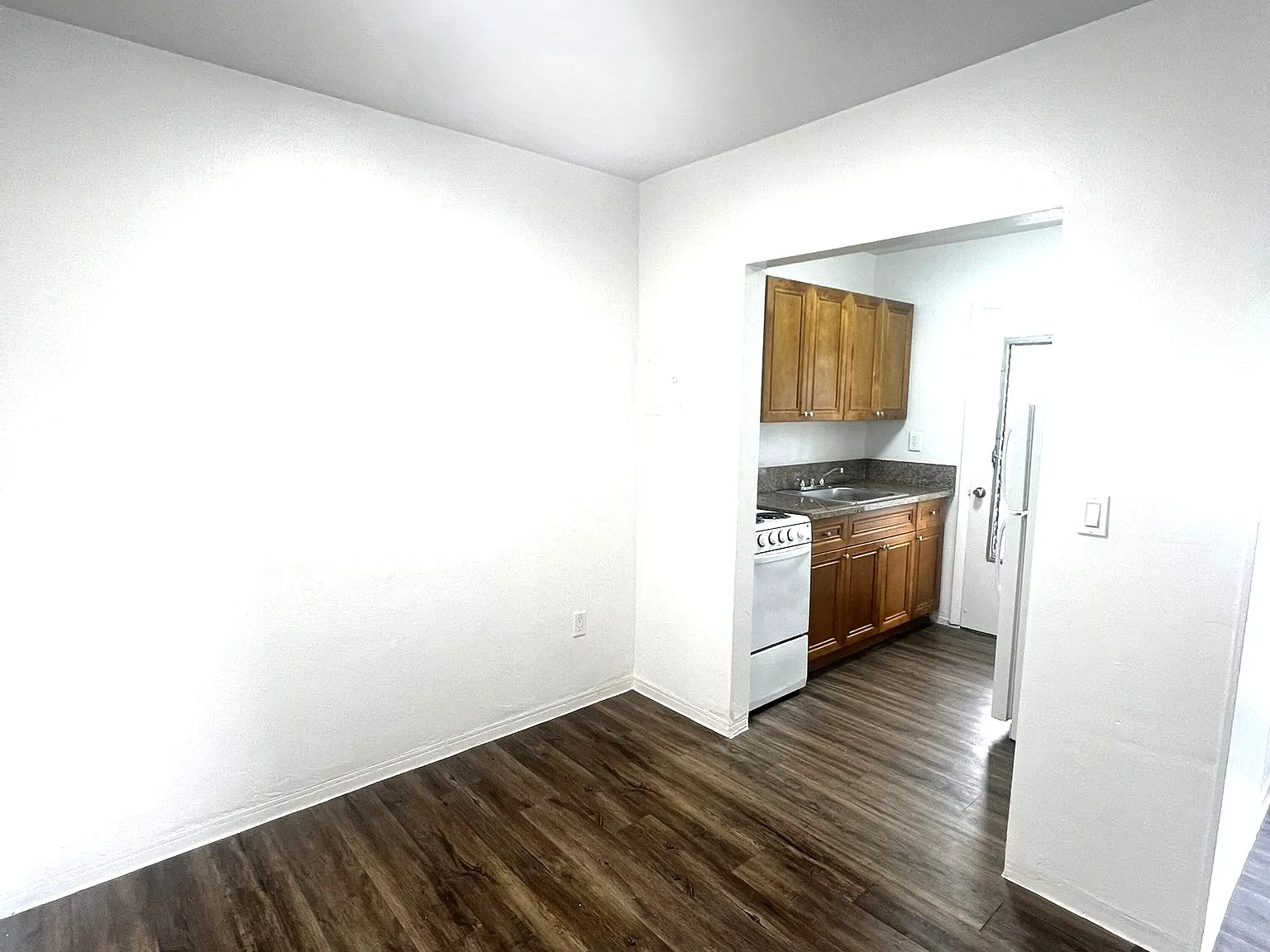 3149 Center St — Photo 4
