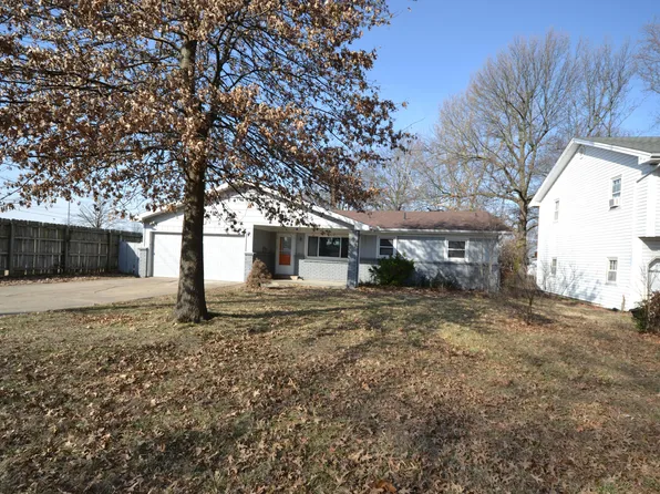 409 N Lone Pine Avenue, Springfield, MO 65802