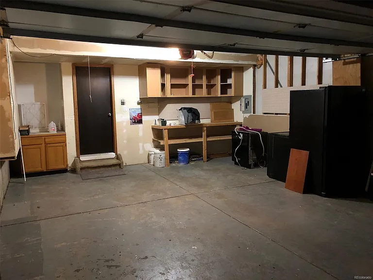 8319 Chancellor Dr — Photo 15