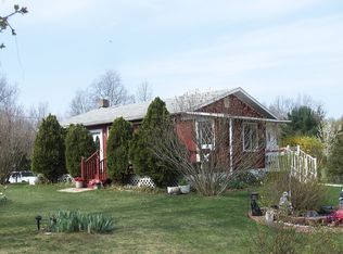 6452 Lindsey Rd, Delton, MI 49046