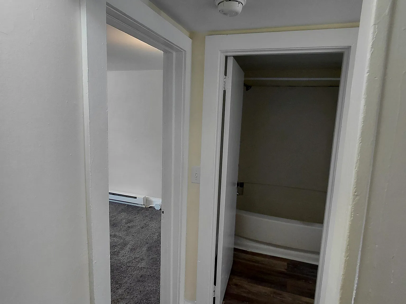 South Main Apartments — Photo 4