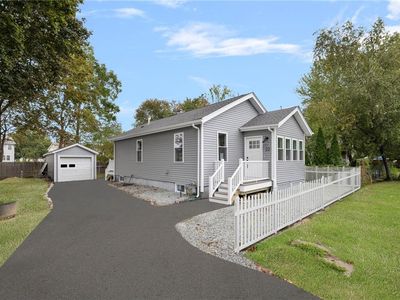 22 Center Ct, Warwick, RI, 02889