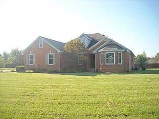 1st image of 150 Willow Bend Ct