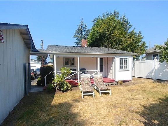 4th image of 182 N Sunset Dr