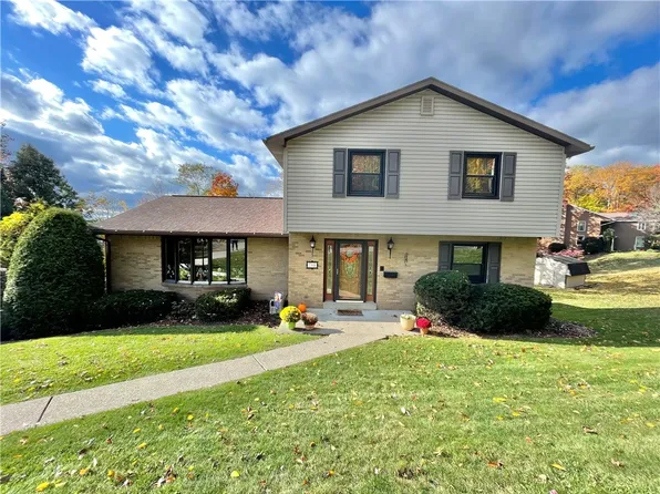 711 Florida Ave, Jeannette, PA 15644