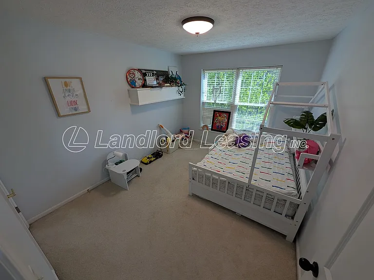 33317 Fairport Dr — Photo 15