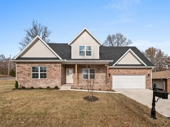 1 Kirkcudbright Dr, Bella Vista, AR 72715