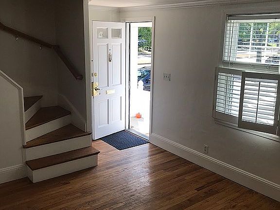 4th image of 206 Quincy Shore Dr #A