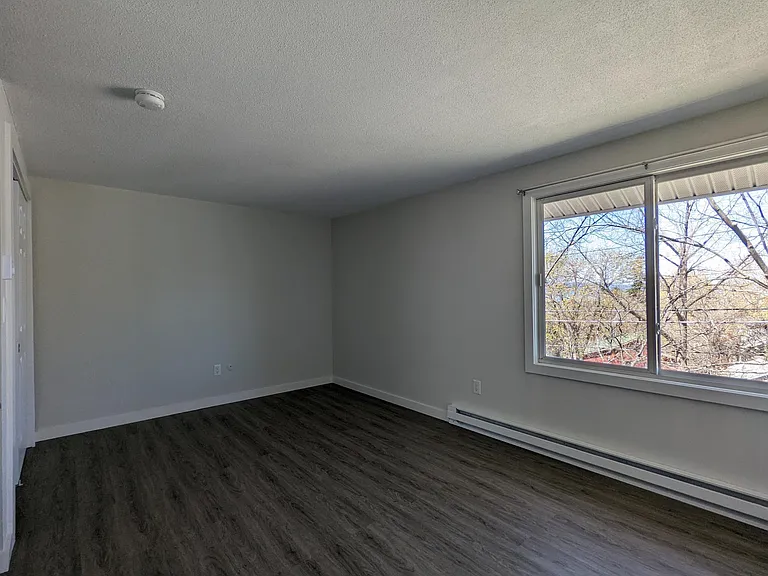 562 S Willard St — Photo 22