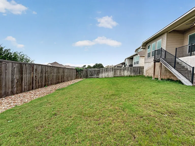 516 Panzano Dr — Photo 23